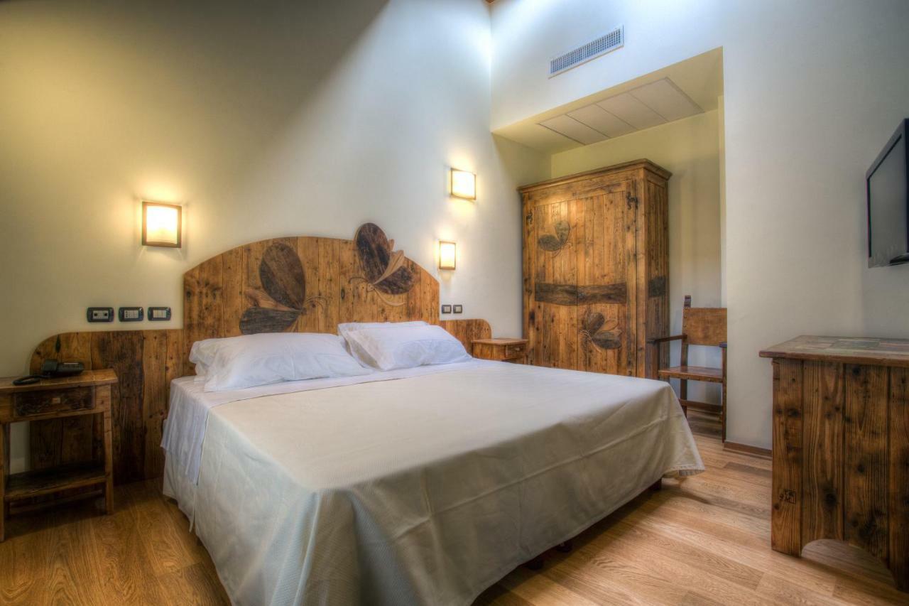 Hotel Il Duca Del Montefeltro Pennabilli Ngoại thất bức ảnh